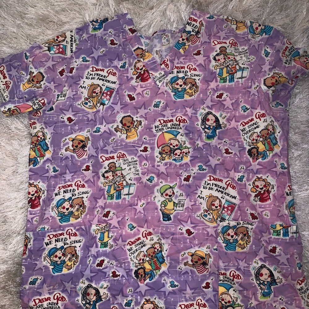 Scrub top